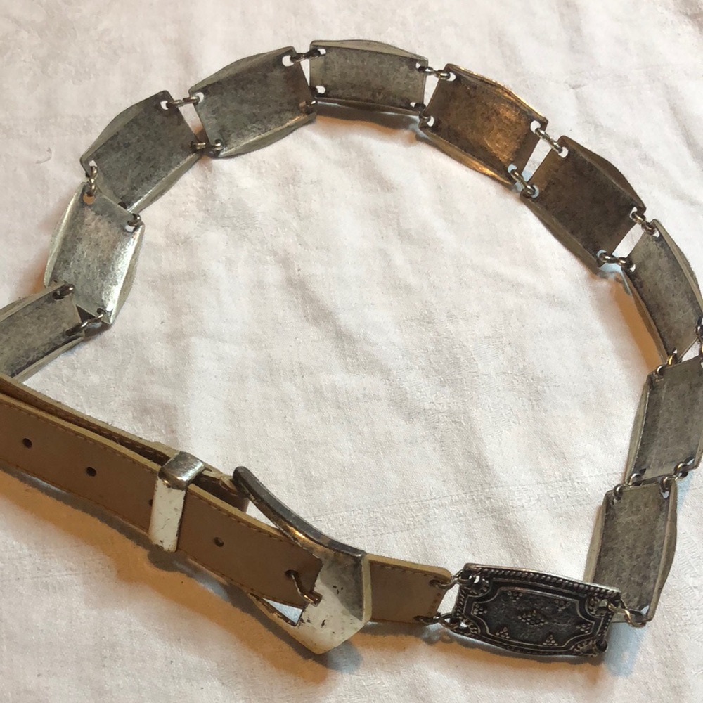 Woman’s Y2k bohemian statement piece silver & tan limited chain belt